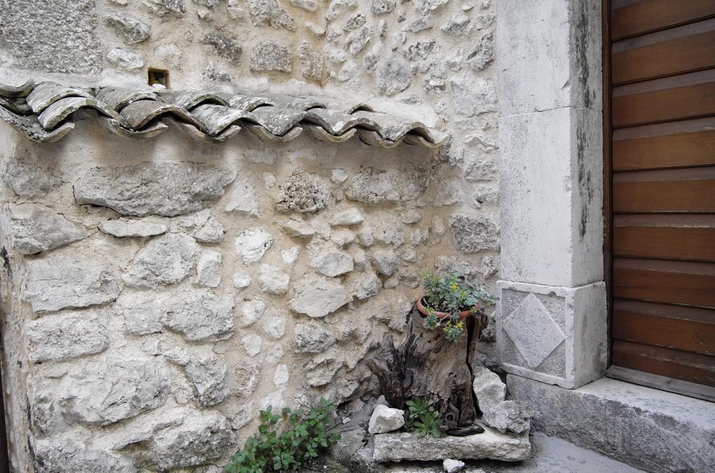 Le Case Della Posta Santo Stefano Di Sessanio Exterior photo